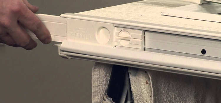 aluminum storefront door repair Mendota